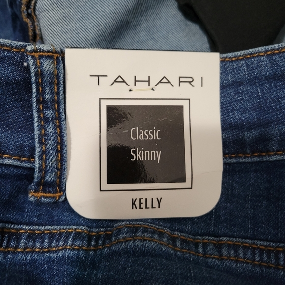 NWT Tahari Classic Skinny Kelly Jeans (size 10 / 30) - Picture 13 of 14